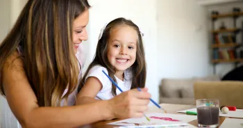 VIVASERVICES Tours Sud I Ménage Garde d’enfants Jardinage Bricolage à domicile